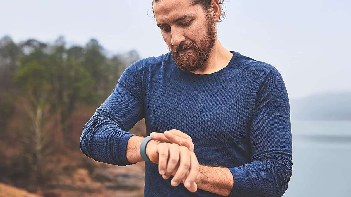 Fitbit Charge 5 Advanced Fitness Activity Tracker - (Sports Watch) - Graphite/Black