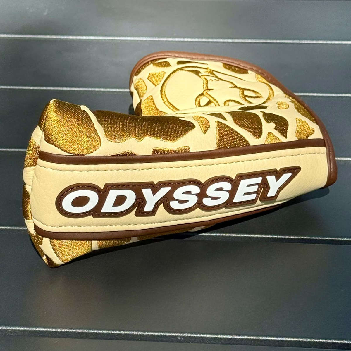 Odyssey Ai-ONE Giraffe Beam #2 Long Neck Putter
