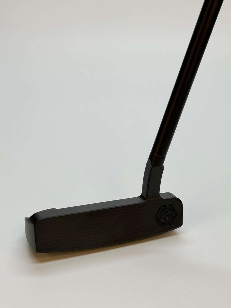Bettinardi Queen B #11 Limited Blackout Putter 10/10
