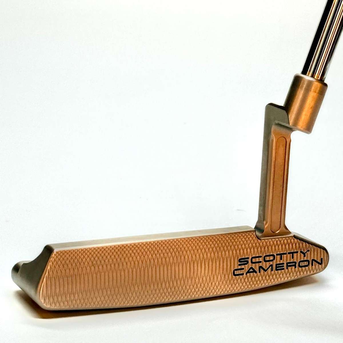 Scotty Cameron Special Select Newport 2.5+ Chromatic