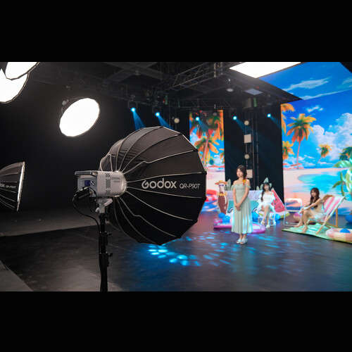 Godox Litemons LE200Bi Bi-Colour LED Monolight (Black)