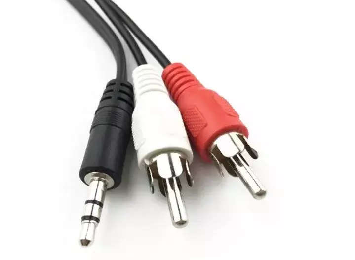 1.5 Meter Male 3.5mm Jack to 2 x RCA Male Cable - PC Sound card cable