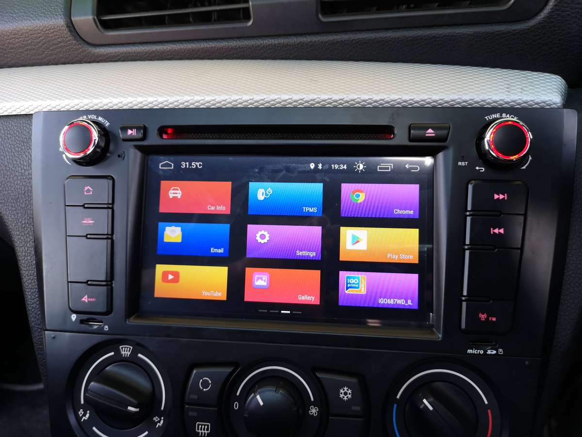 BMW 1 SERIES 2004 - 2012 E81 E82 E87 E88 Android GPS Navigation DVD Bluetooth Radio Unit System