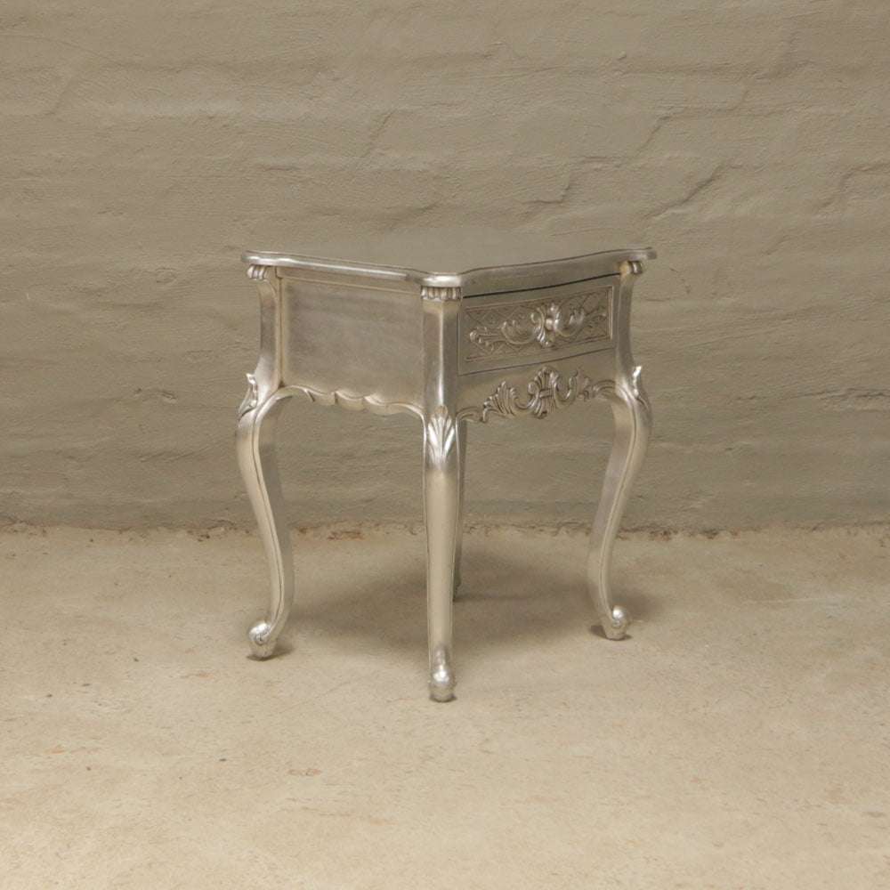 Queen Anne Pedestals in Silver