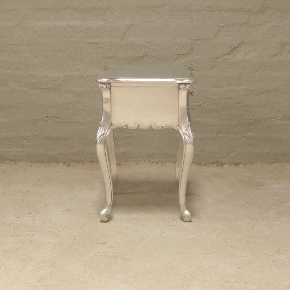 Queen Anne Pedestals in Silver
