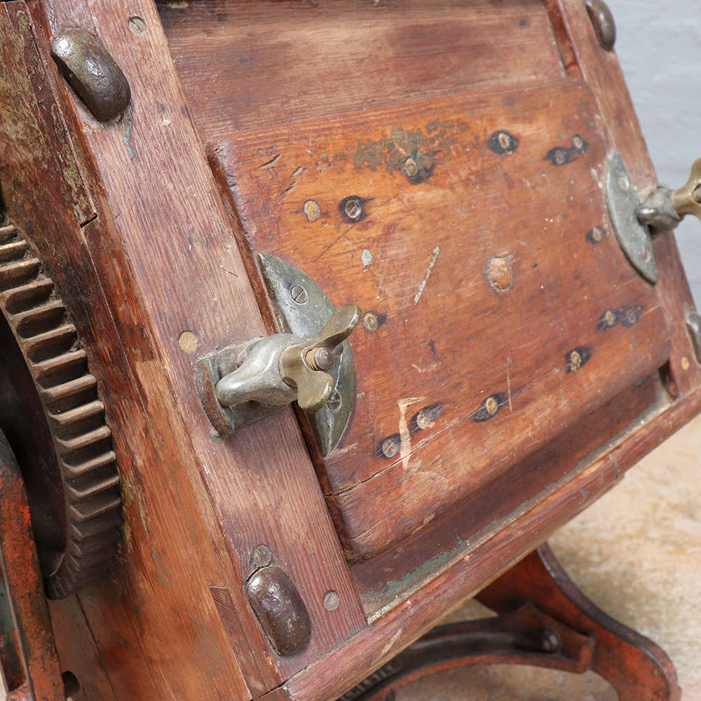 Antique Washing Machine