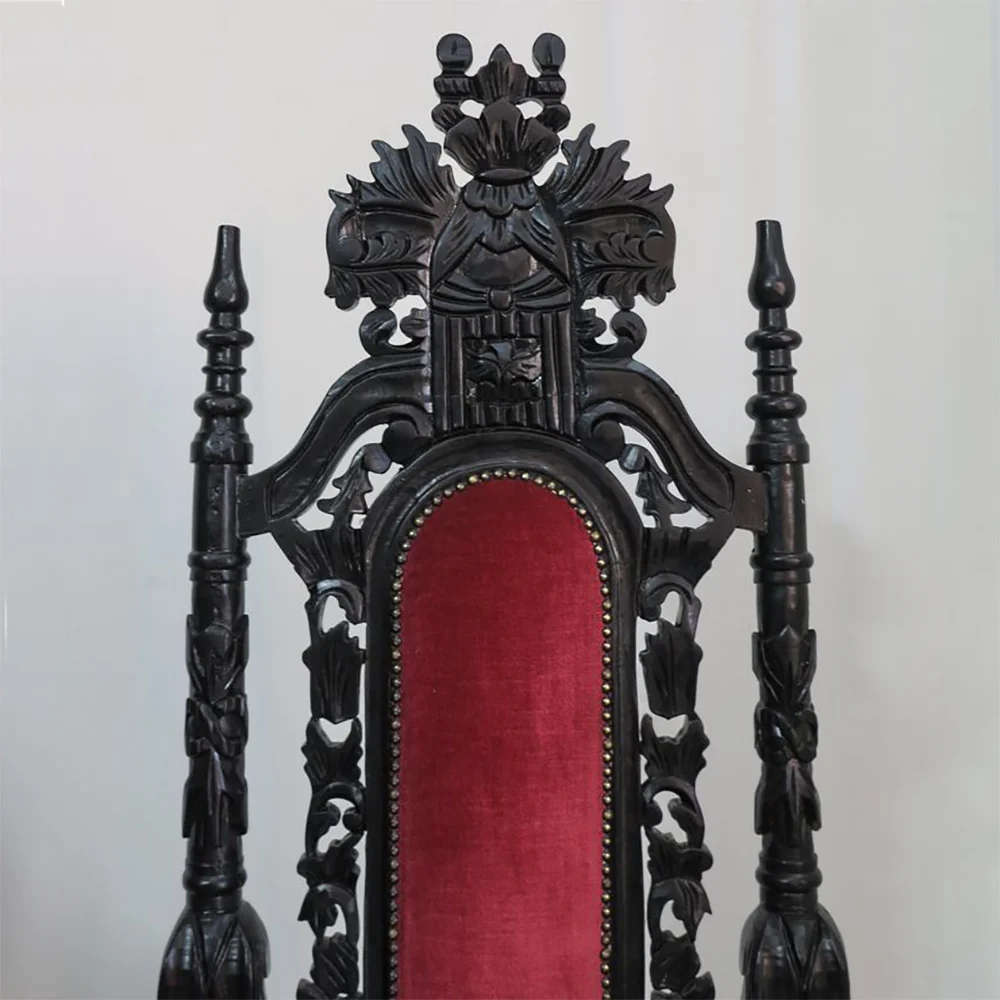Lion Head Throne Chairs