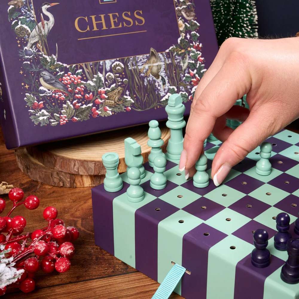 Gibsons - The Art File: Chess Family Board Game
