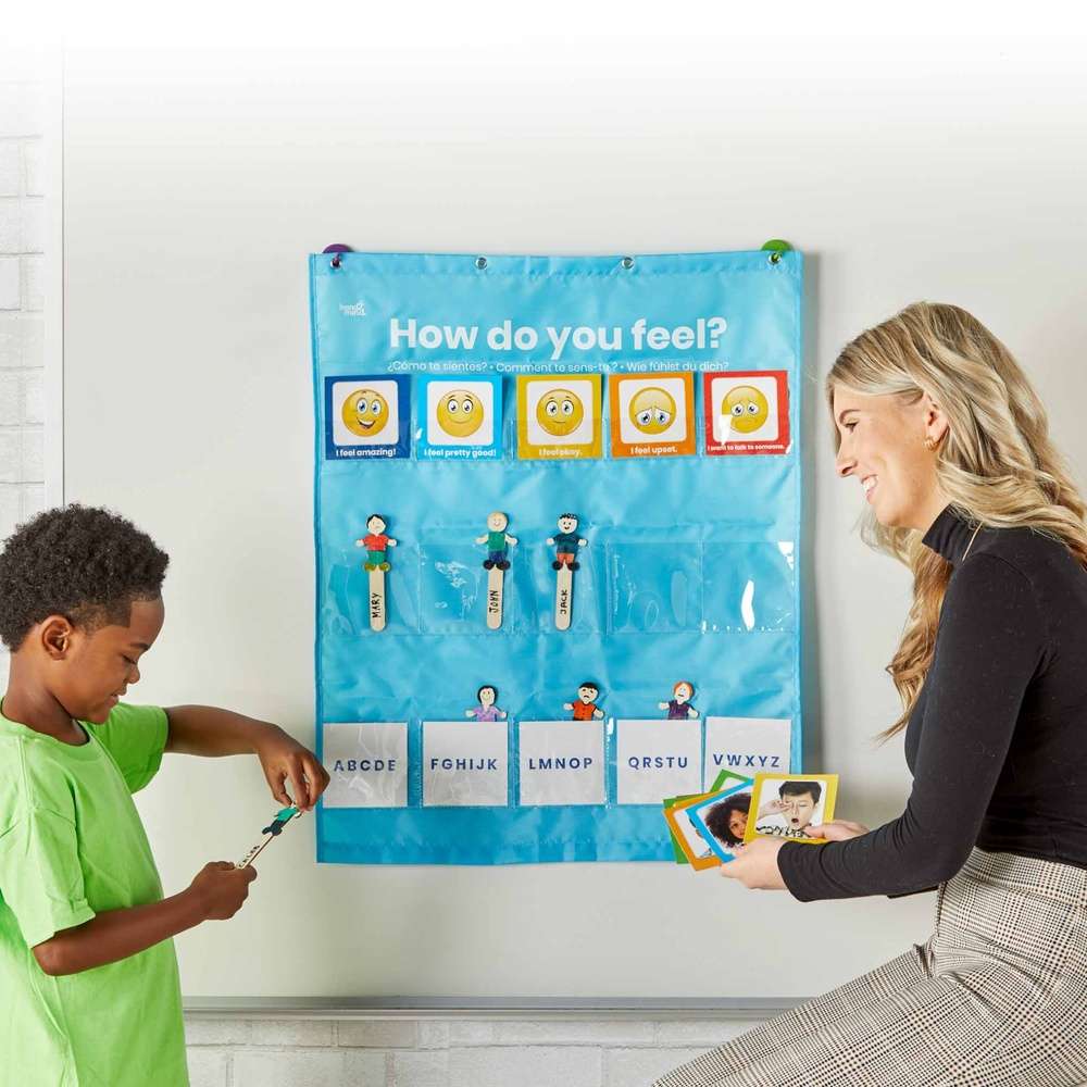 Hand2Mind - Express Your Feelings Pocket Chart