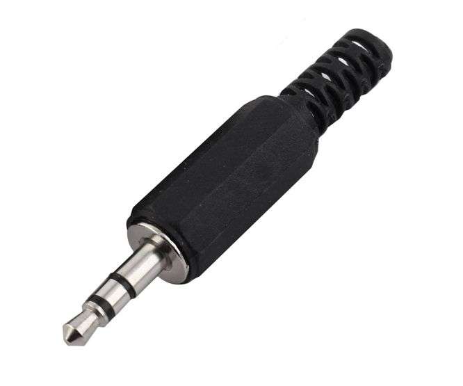 3.5mm STEREO PLUG WITH BLACK PLASTIC SLEEVE 210761