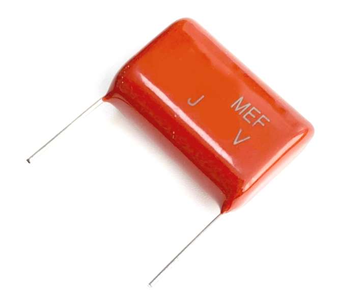 CAPACITOR POLYESTER 470nF 400V P=20 MEF0.47UF400V-K-P20