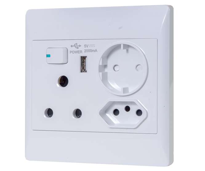 4x4 MULTI MAINS 16A WALL SOCKET SHUKO, EURO & USB WHITE STI-1076