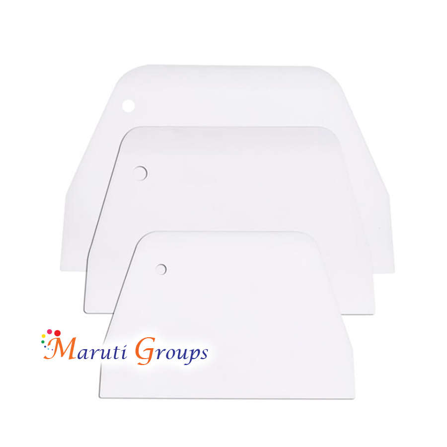 Cake Scraper - Cake Decorating - 13.7cm x 9.8cm