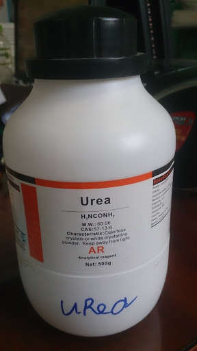Urea H2NCO.NH2  AR 500g