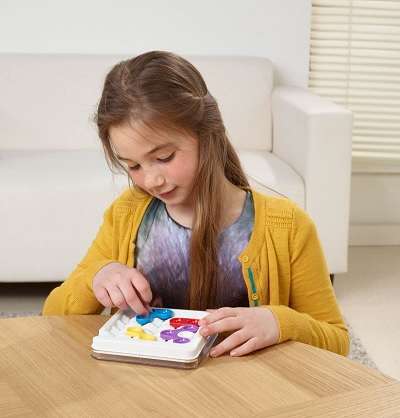 SMART GAMES - ANTI-VIRUS MUTATION