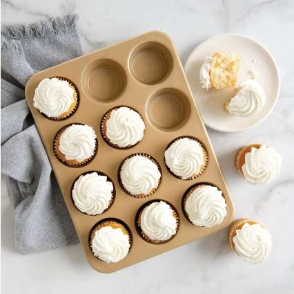 Nonstick 12-Cup Muffin Pan