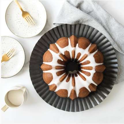 Anniversary Bundt Pan - 12 Cup