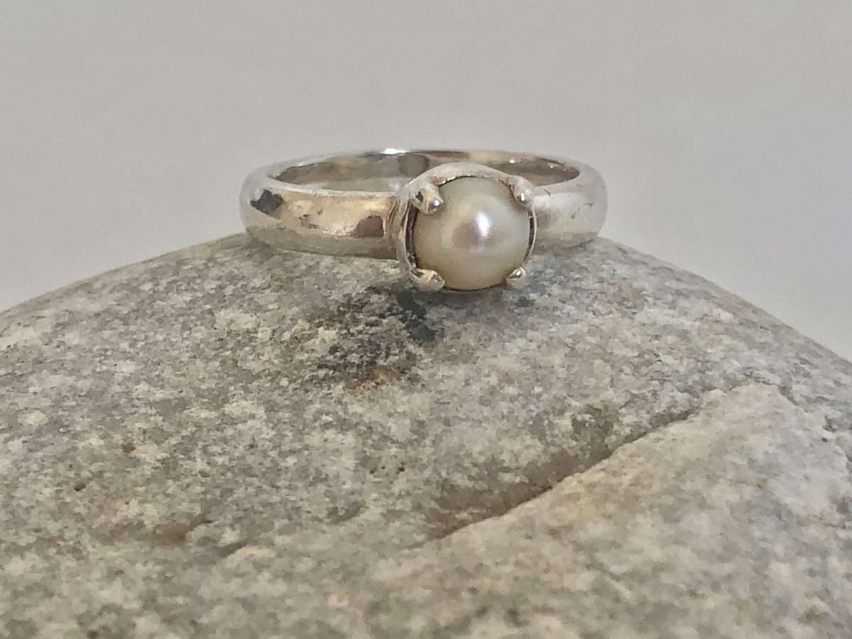 925 Silver Ring - Band With Pearl in Claw Setting #ML503 R195.00 |