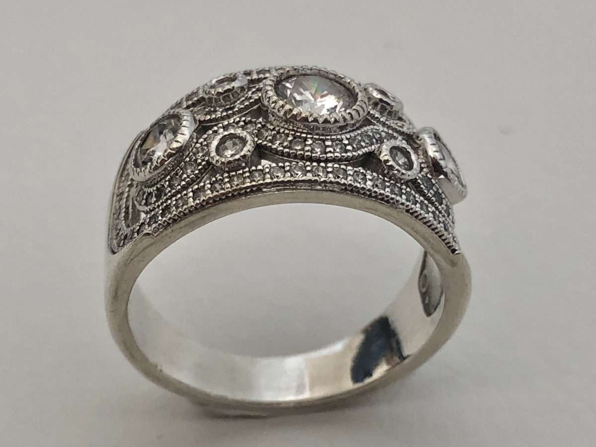 925 Silver Ring, Band with Stones surrounded by a twirly design filled with tiny diamante #ML555