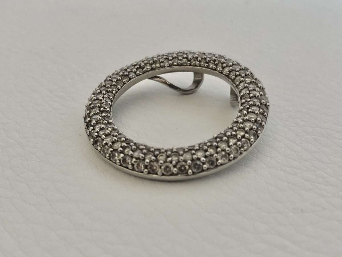 Silver Pendant, Circle of Life With Diamante #ML569 R695.00 | Dimensions: 30mm Diameter