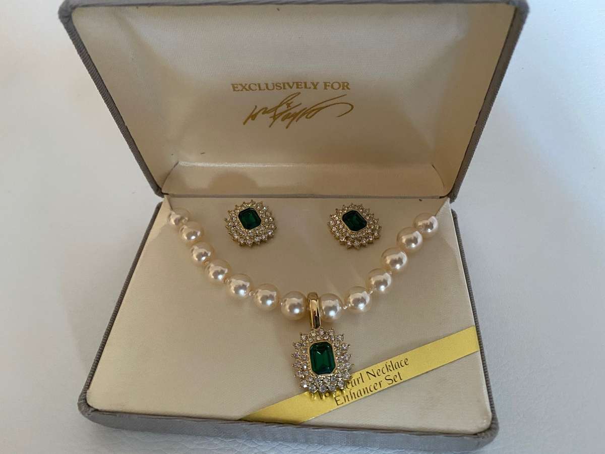 Jewellery Set - Necklace & Earrings Set , 18" Pearl Necklace Enhancer Set, Emerald Green Colour