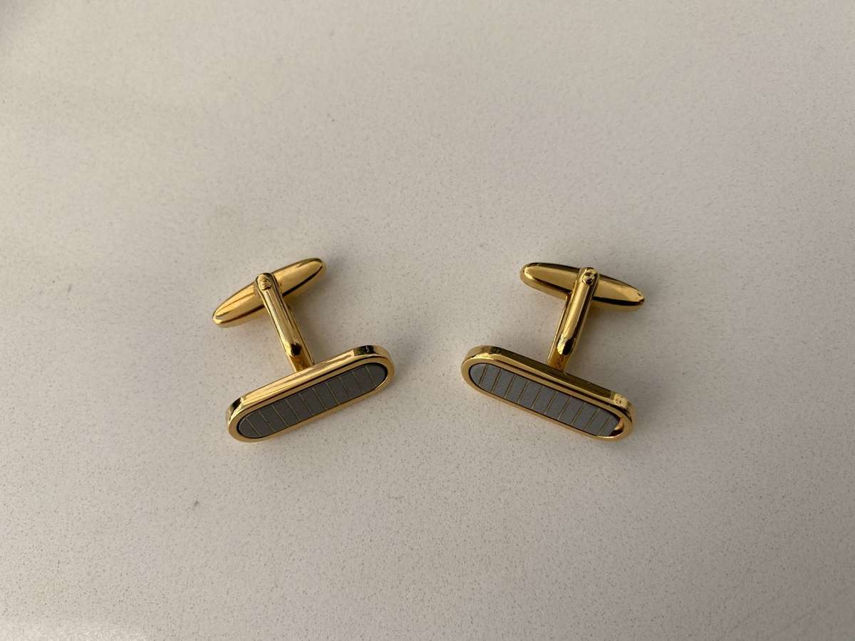 Gold Plated Cuff Links With Grey Slats #ML689 | Dimensions: 25mm x 10mm