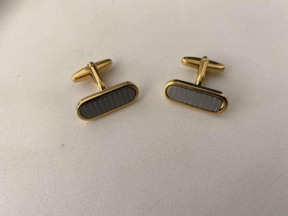 Gold Plated Cuff Links With Grey Slats #ML689 | Dimensions: 25mm x 10mm