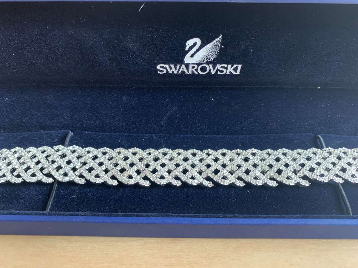 Swarovski Bracelet - Criss Cross Design With Small Swarovski Crystals #ML702 R699.00 |
