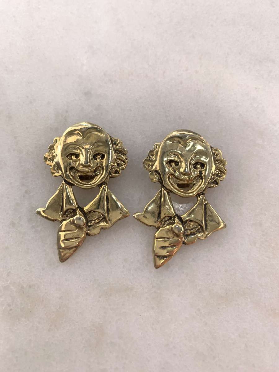 Scarf Clips - 2 Metal Clown Heads. Gold Coloured  #ML785