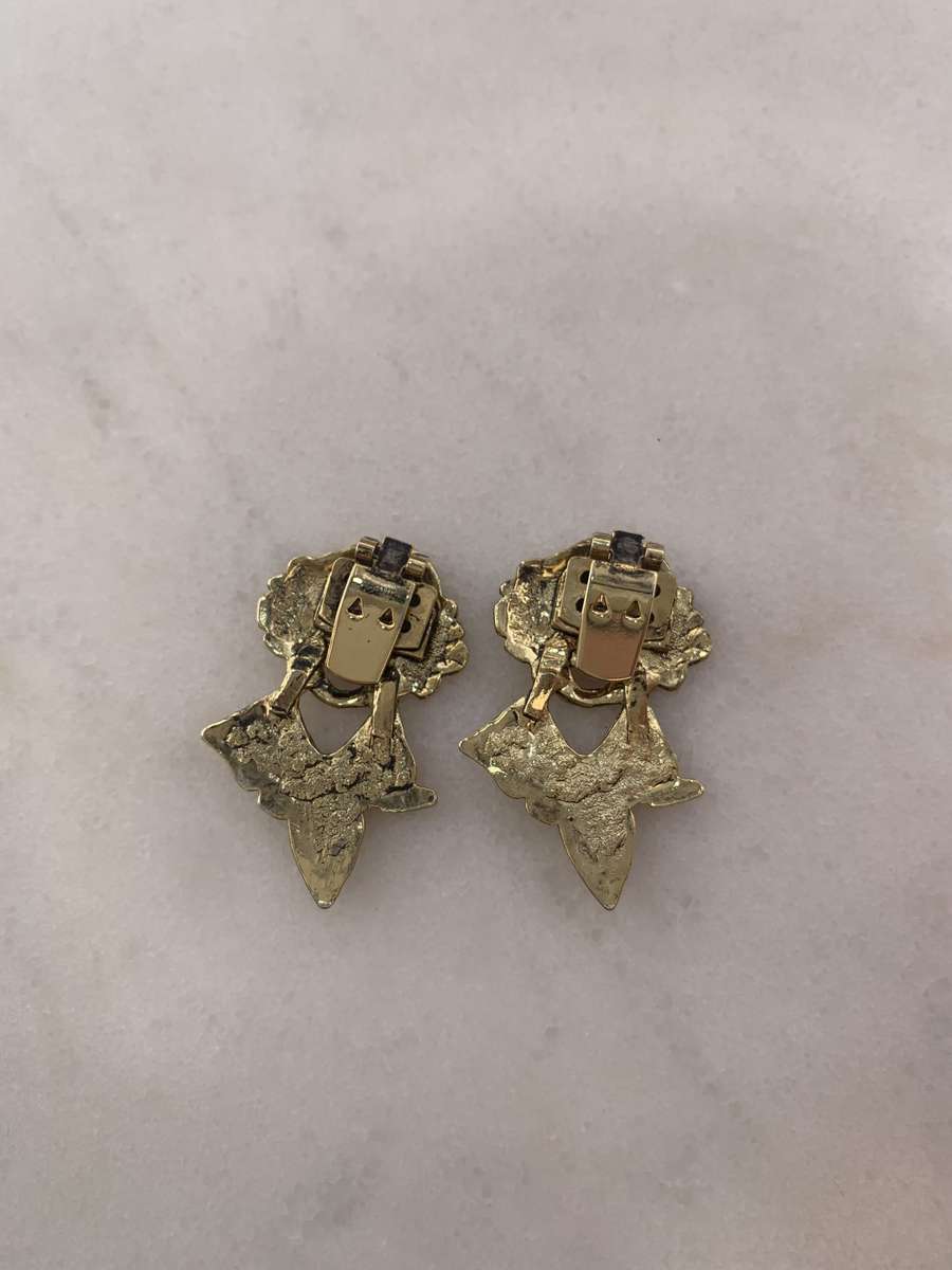 Scarf Clips - 2 Metal Clown Heads. Gold Coloured  #ML785