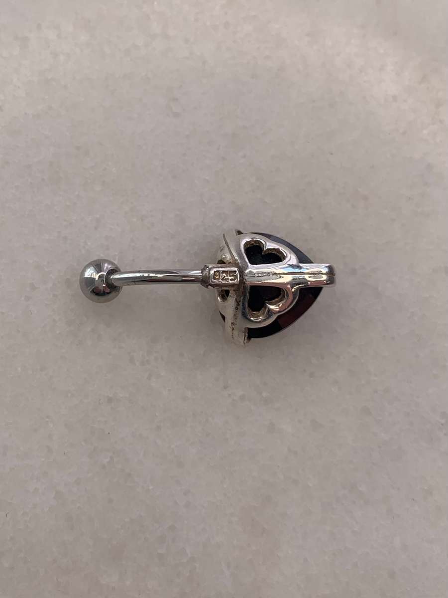 925 Silver Belly Ring With Dark Heart Shaped Stone