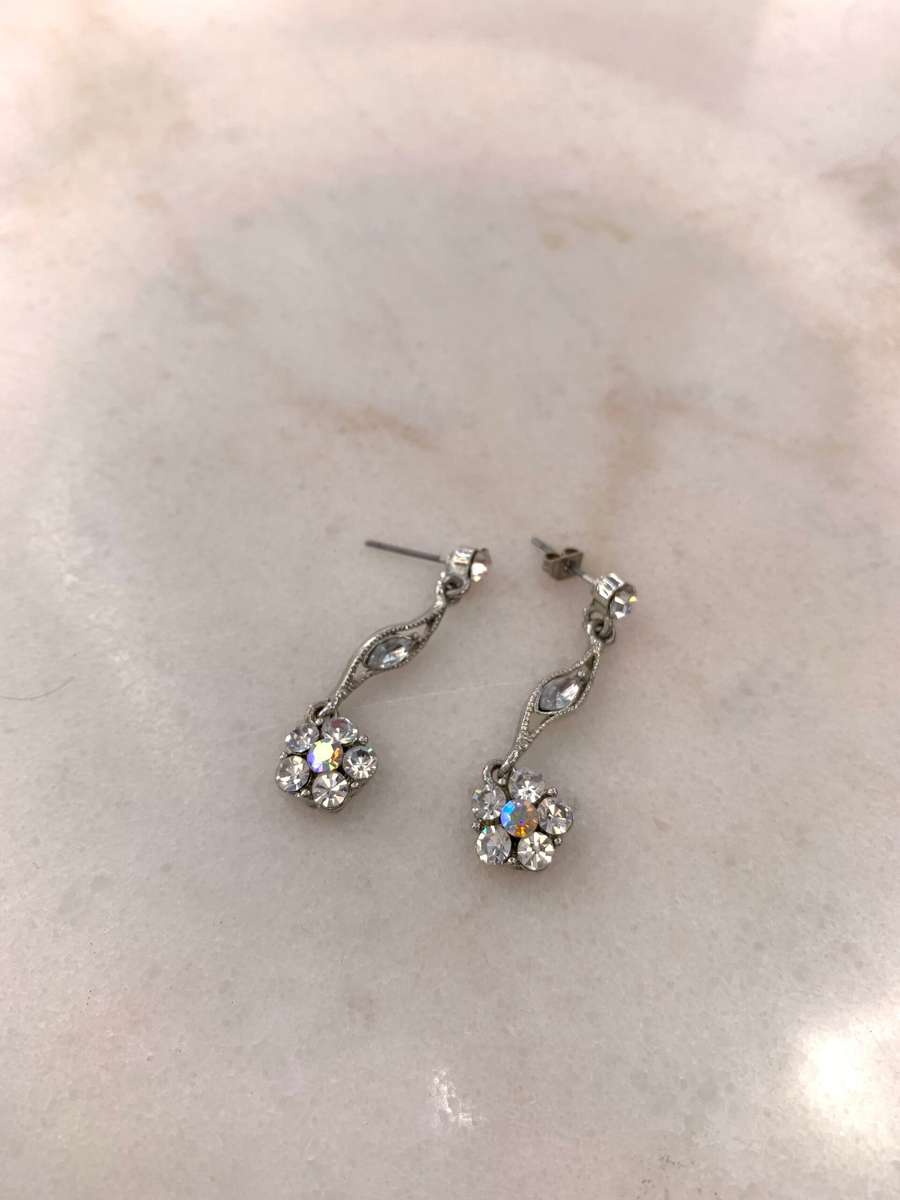 Silver Colour Drop Earrings With White Stones In Flower Shape on End #ML939 R295.00