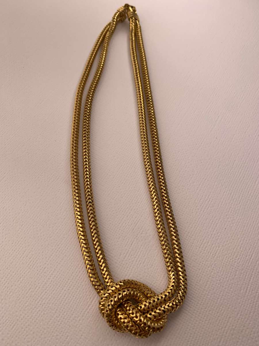 Necklace - Thick Gold Plated Chain With Decorative Knot