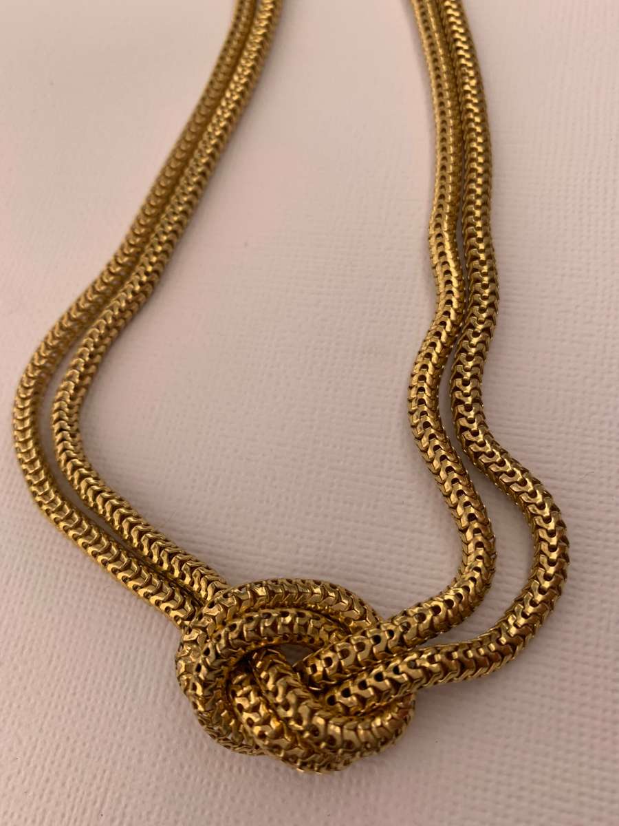 Necklace - Thick Gold Plated Chain With Decorative Knot