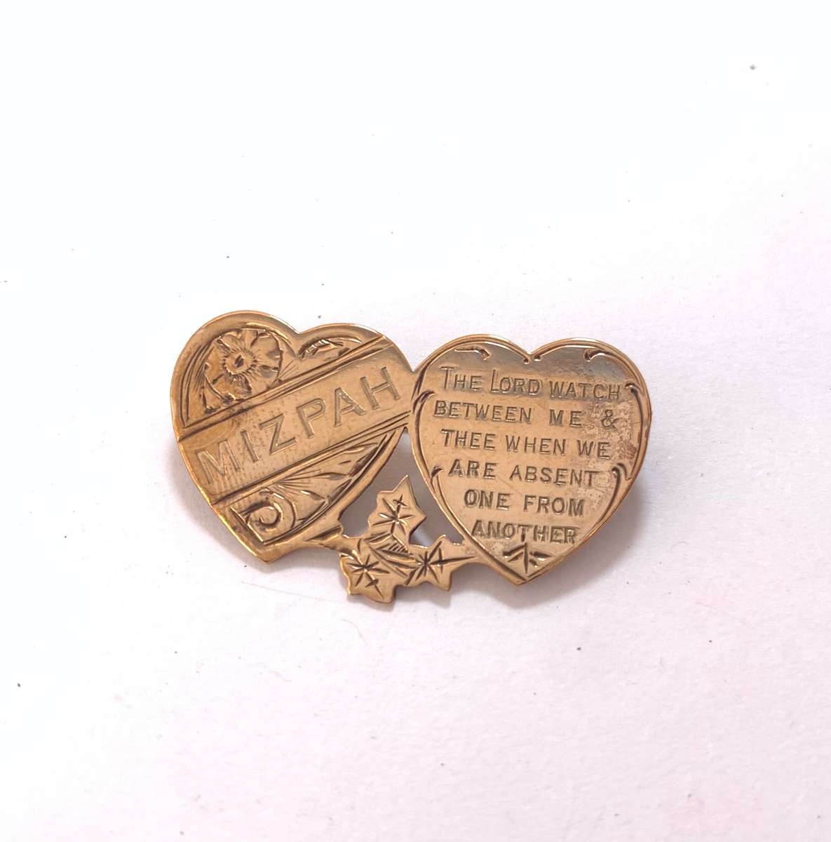 Brooch - Late Victorian Antique WWI Sweetheart Pin. Marked 'Mizpah' with prayer. Tarnished - ML1083