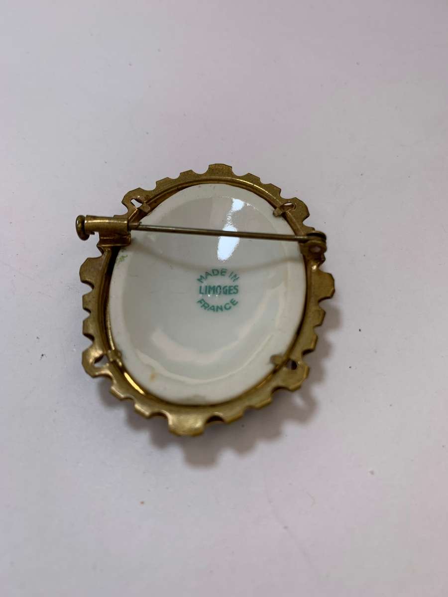 Brooch - Ceramic Oval Limoges France In Gold Colour #ML1119 R795.00 | Dimensions: 9mm x 43mm