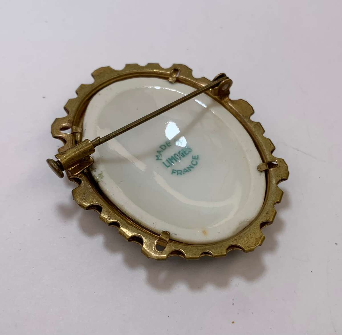 Brooch - Ceramic Oval Limoges France In Gold Colour #ML1119 R795.00 | Dimensions: 9mm x 43mm
