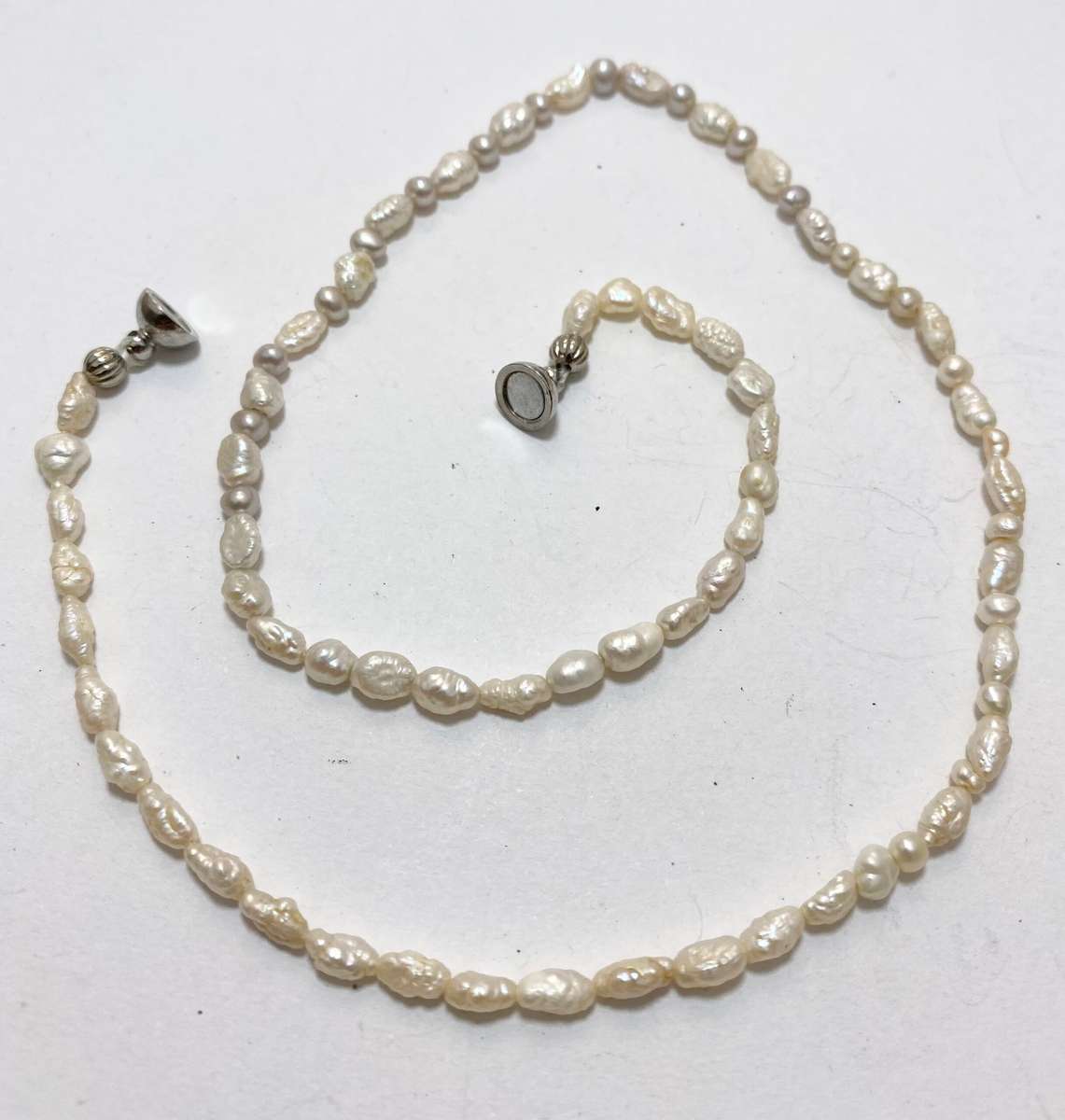 Necklace - Freshwater Pearls With Magnetic Silver Clasp #ML1367