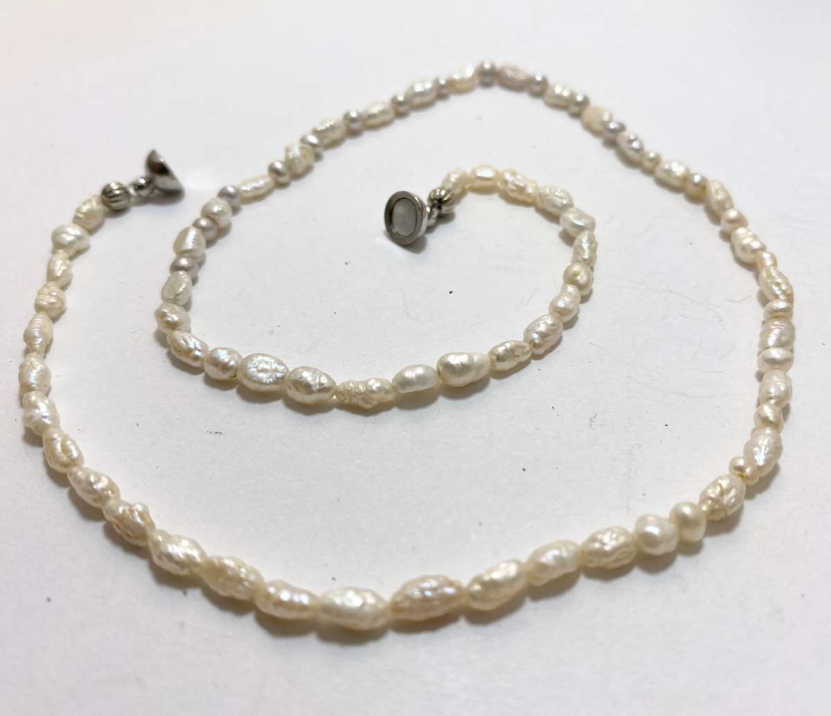 Necklace - Freshwater Pearls With Magnetic Silver Clasp #ML1367