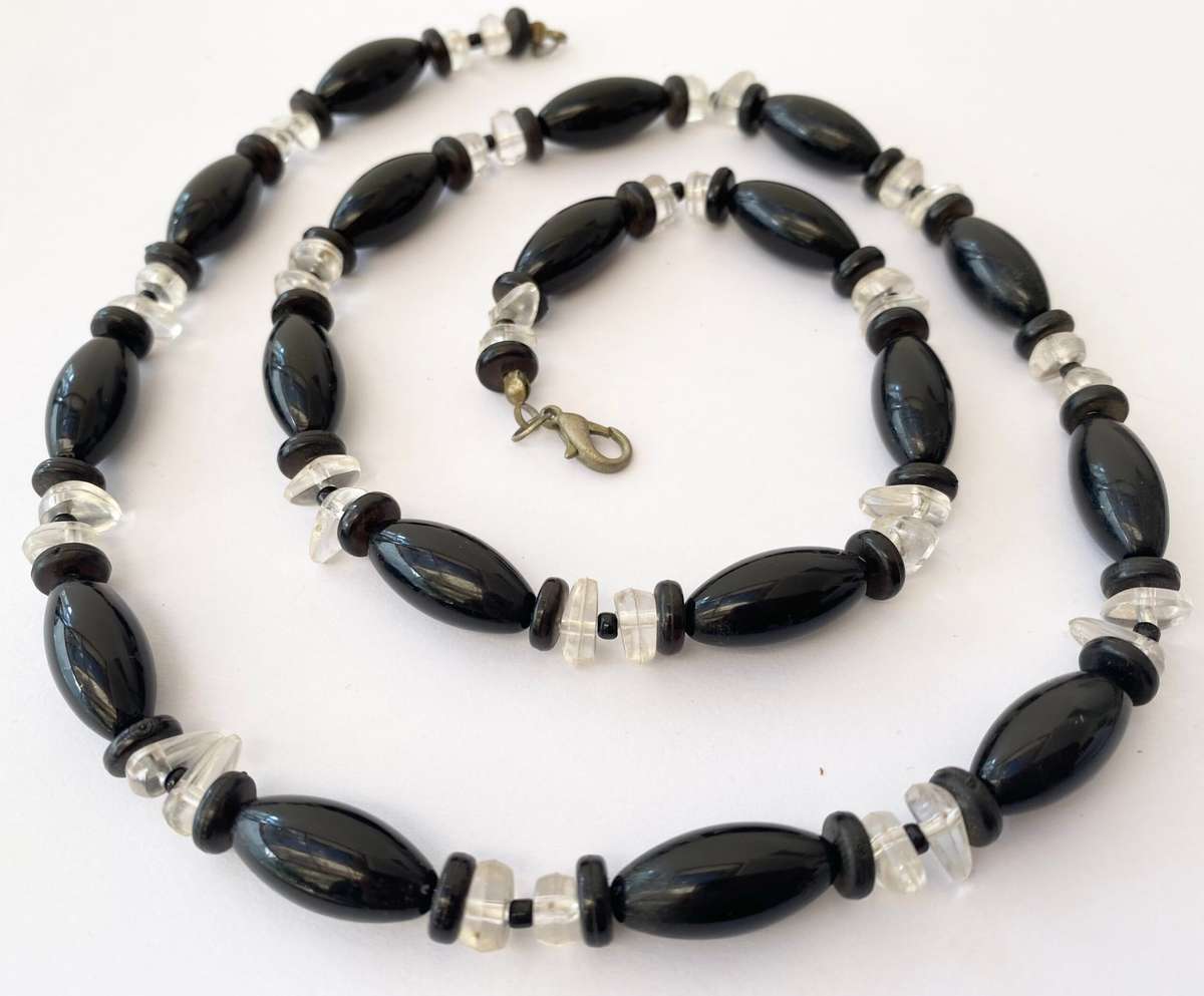 Necklace - Black and white Clear Beads #ML1567