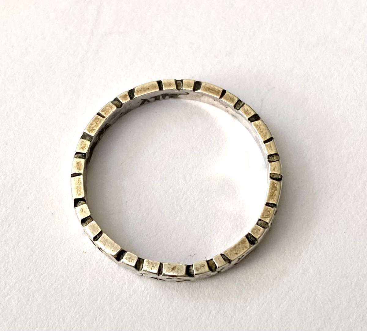 Ring - Sterling Silver Band With Outer Engraving #ML1610