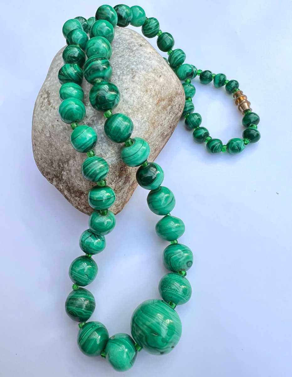 Necklace - Malachite Necklace with Three different size Stones and Centre Large Stone ML1716