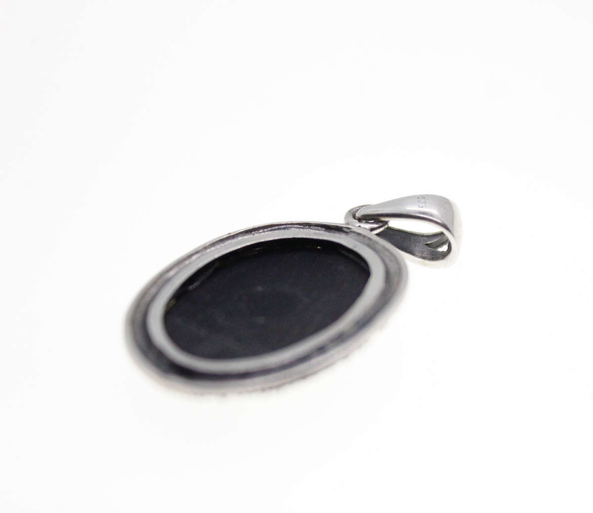 Pendant - 925 Silver. Black Enamel Oval with Marcasite Fleur De Lis - ML2530