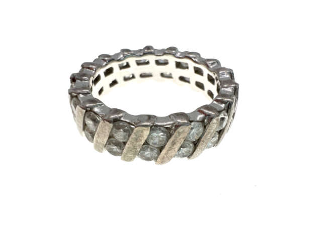 Ring - Vintage 925 Silver Eternity Style Ring with Diamantes - ML2129