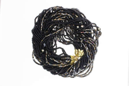 Necklace - Twisted Beads Black and Gold. Different size Beads. - ML2280