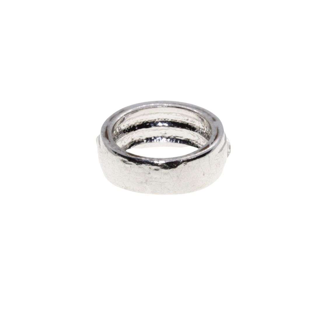 Ring - Silver Tone Chunky Band. Large Square Diamantes surrounded by Small Diamantes - ML3134