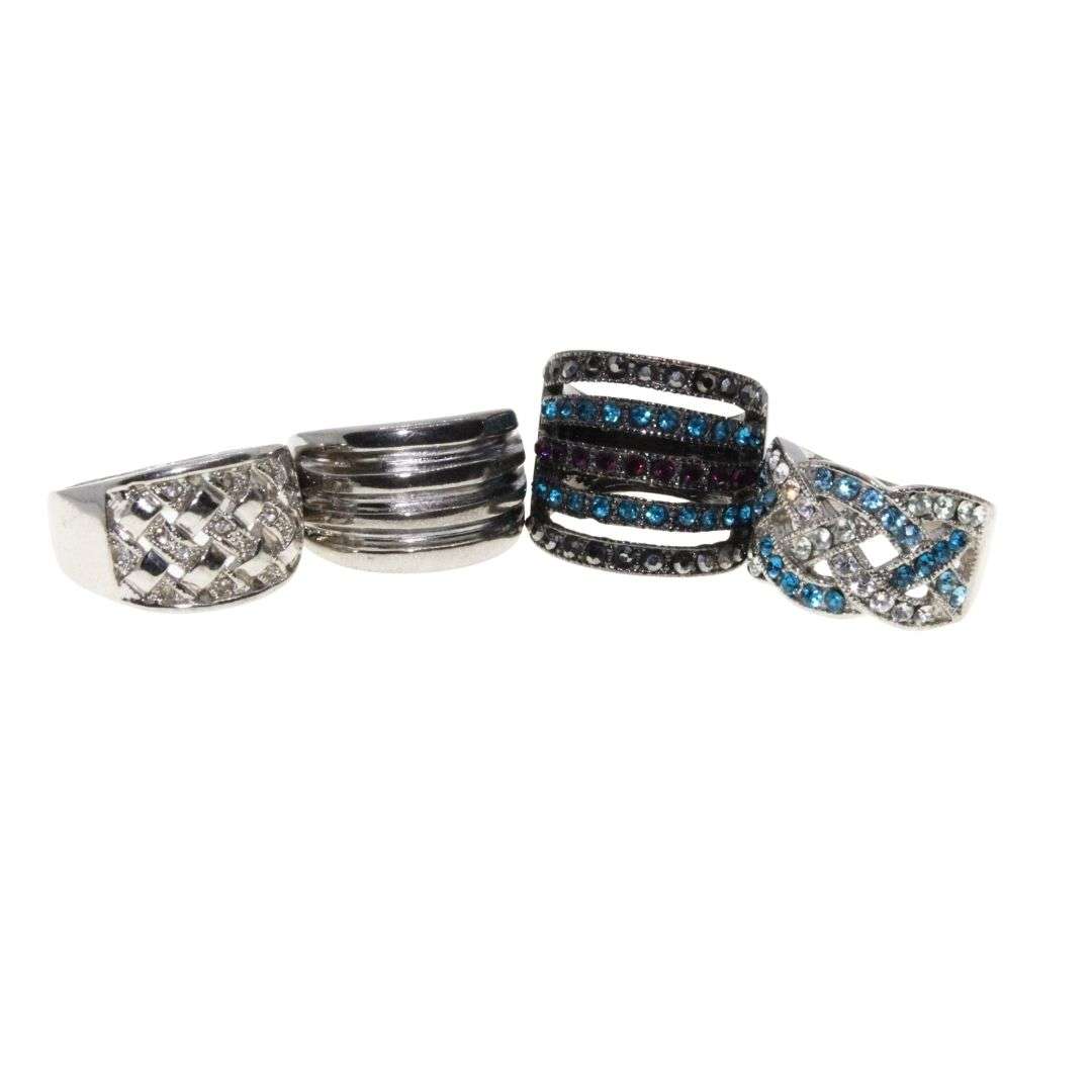 Ring - 4 x Silver Tone Sparkly Rings - All one size - ML3192