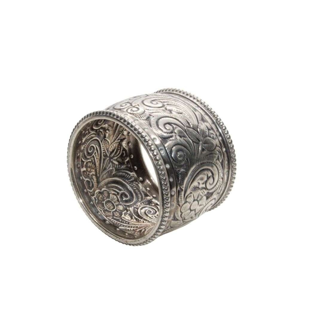Napkin Ring  - Antique Sterling Silver Decorative . Hallmark London 1925. Maker crsc - ML3506