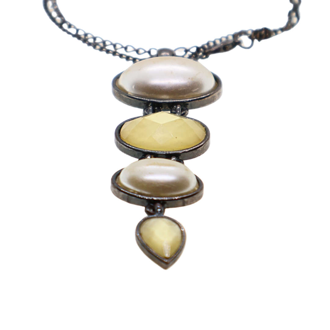 Pendant - Metallic Tone Rustic Chain With 4 x Hanging Oval Stones - ML3696