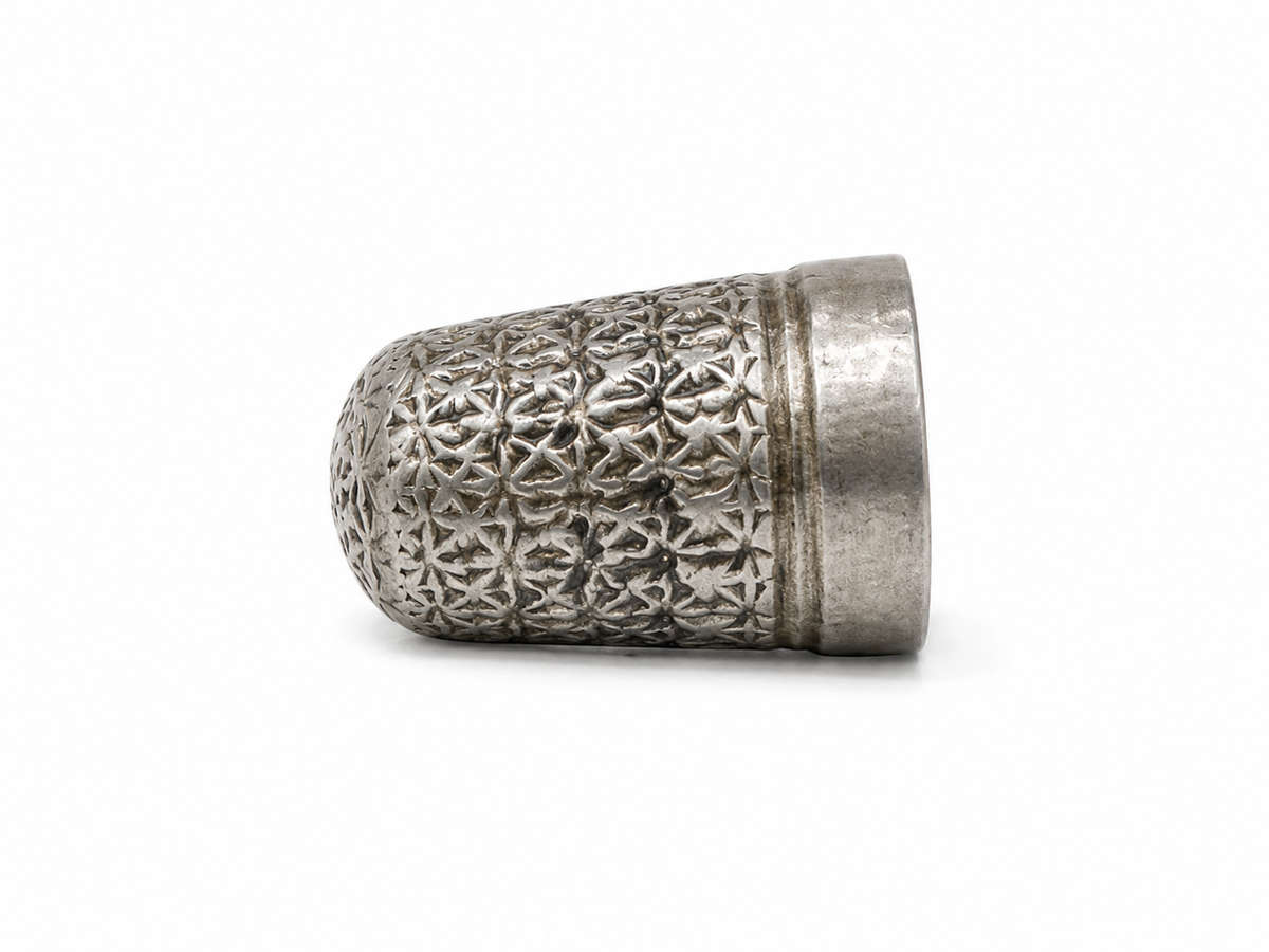Thimble - Charles Horner 'Dorcas' Thimble with Louise Pattern - ML3699